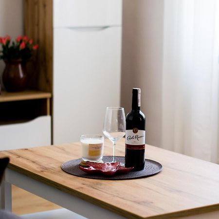 Color 24 Apartament V Lejlighed Stalowa Wola Eksteriør billede